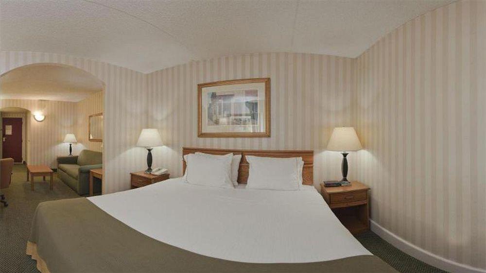 Holiday Inn Express Frazer - Malvern By Ihg Eksteriør billede