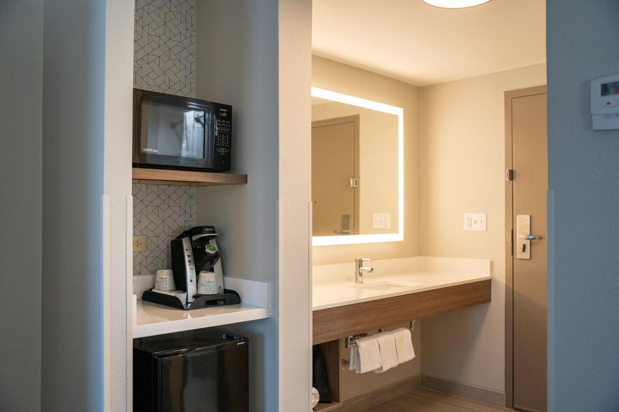 Holiday Inn Express Frazer - Malvern By Ihg Eksteriør billede